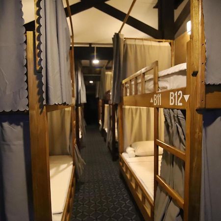Chanthavong Hostel Luang Prabang Bagian luar foto