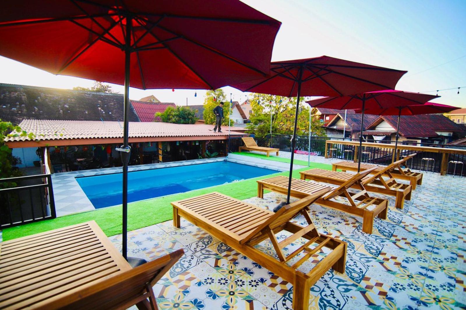 Chanthavong Hostel Luang Prabang Bagian luar foto